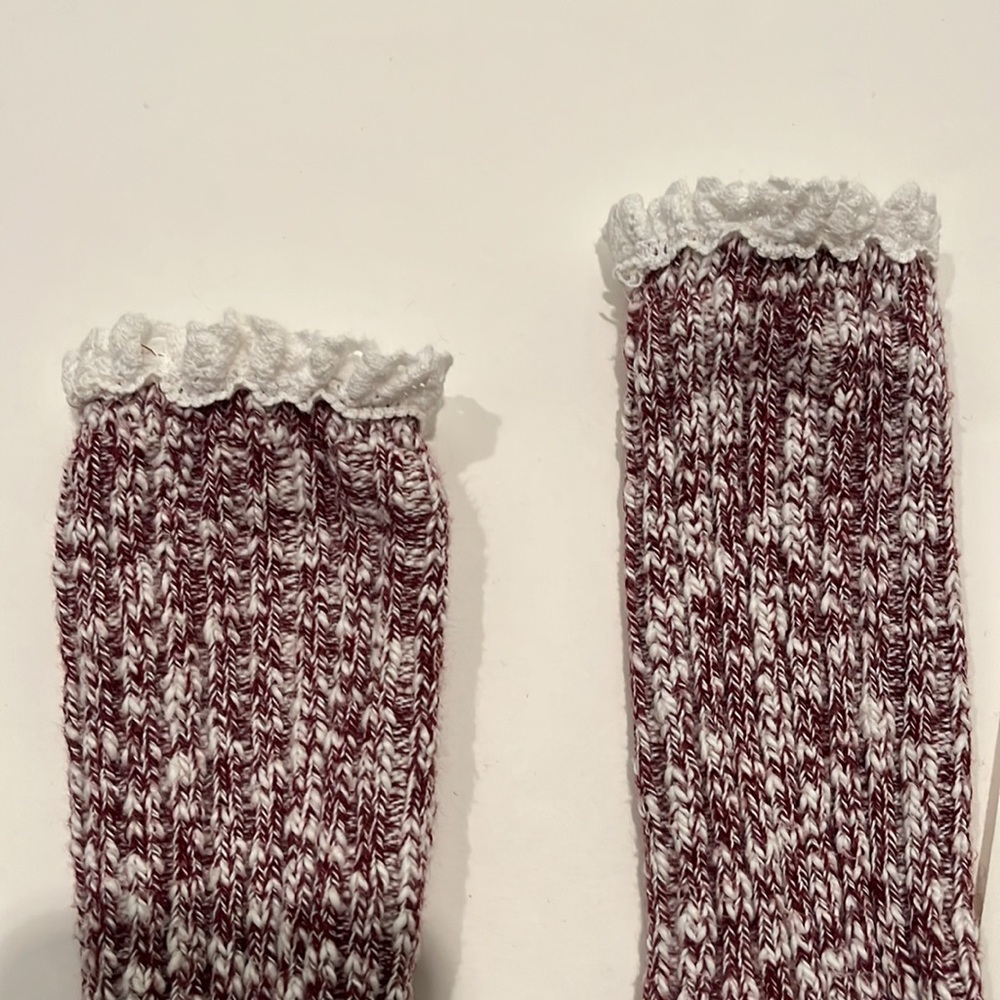 Cute socks ! - Picture 2 of 2